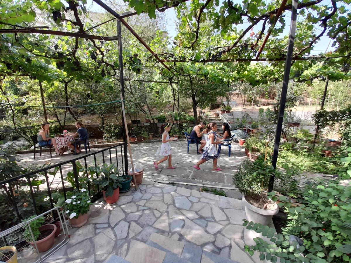 Camping Late Gjirokastër 外观 照片